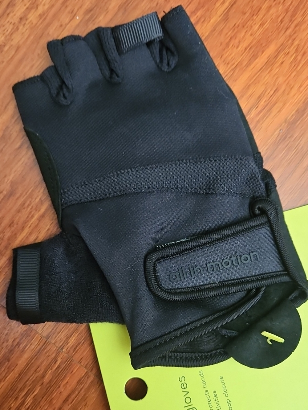 ALL IN MOTION Weightlifting Gloves Men's Medium
